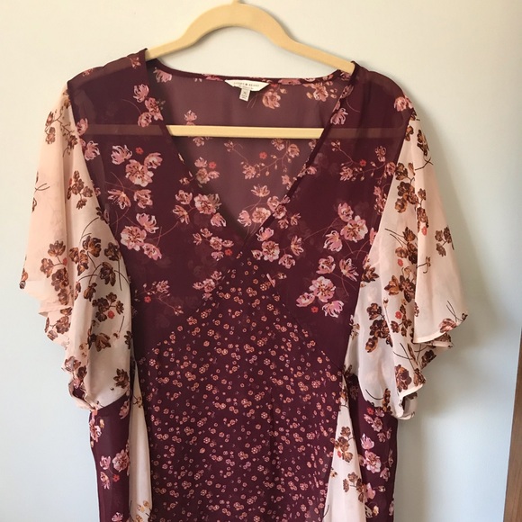 NWOT Lucky Brand print top with flutter sl… - Picture 4 of 8